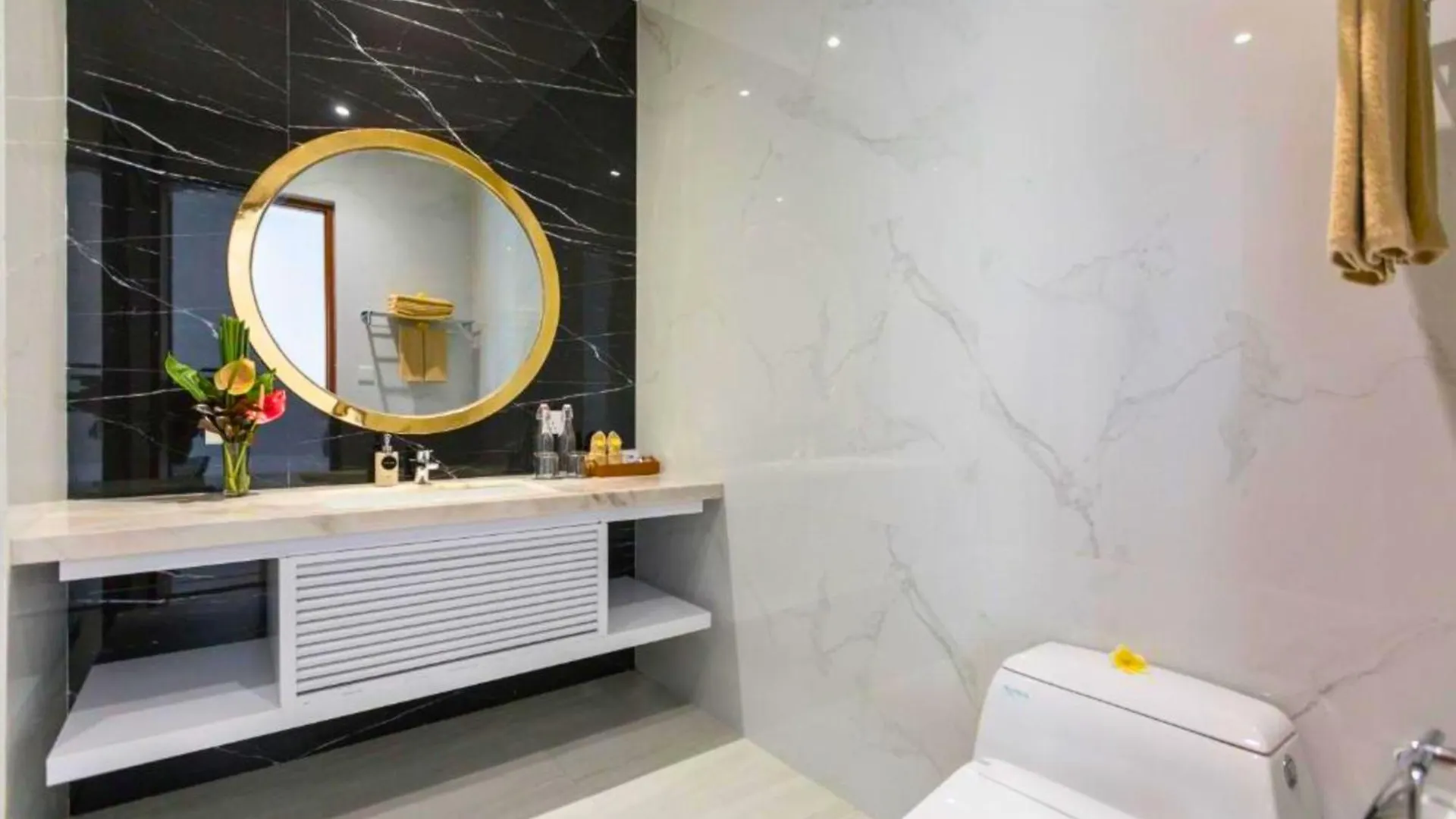 Lashana 3 Bedroom Private Pool Villa Zn221 Legian  Indonesia