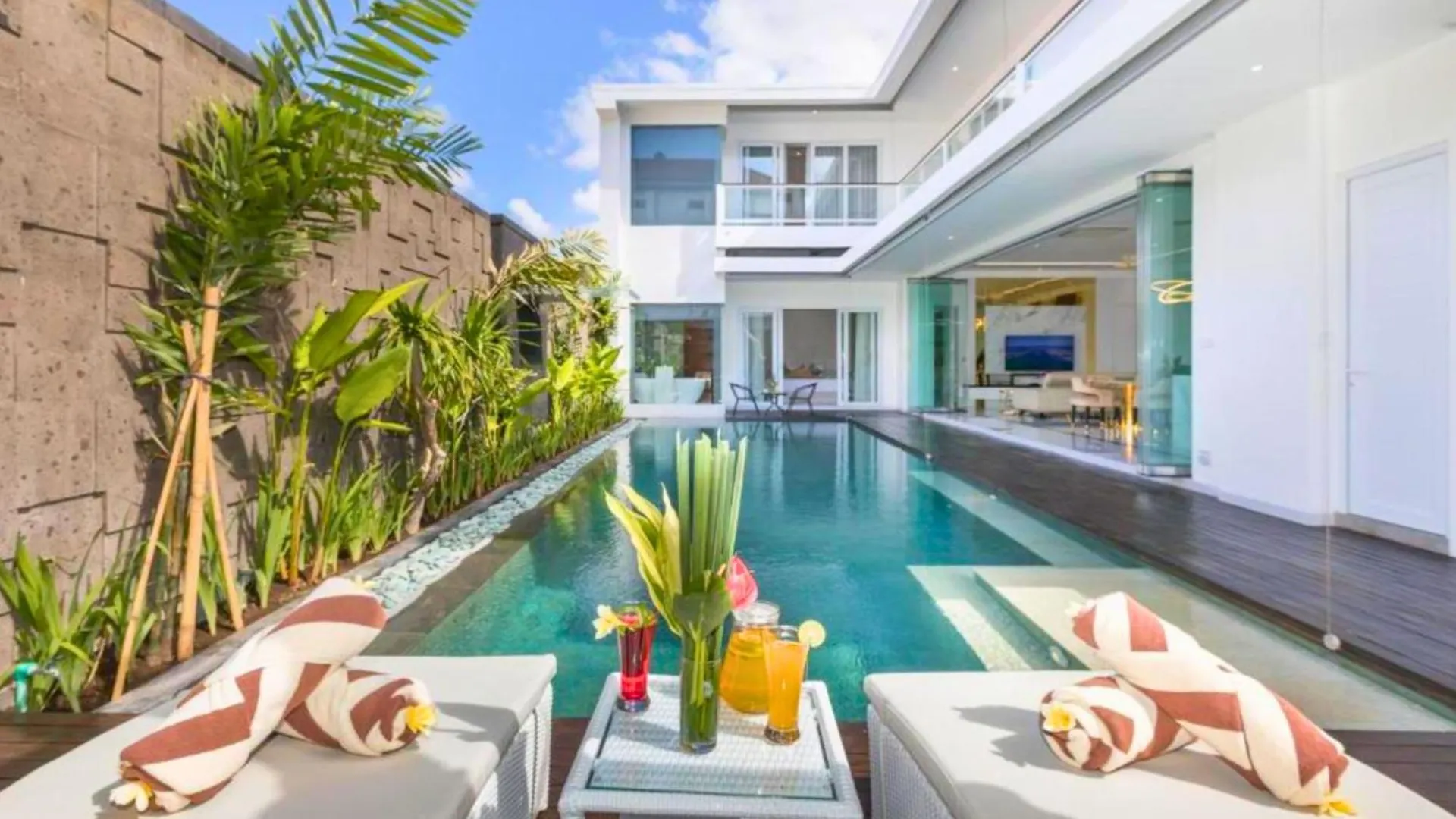 Lashana 3 Bedroom Private Pool Villa Zn221 Legian